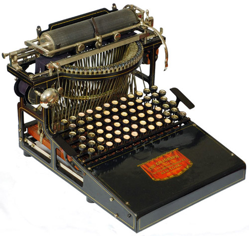 Писатели и их печатные машинки